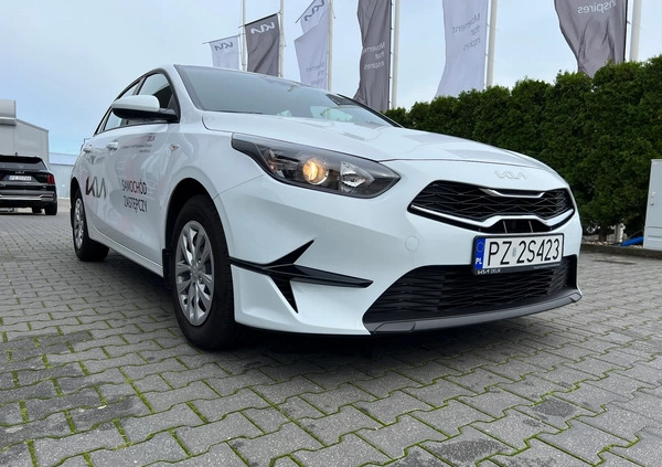 Kia Ceed cena 77900 przebieg: 17500, rok produkcji 2022 z Ćmielów małe 326